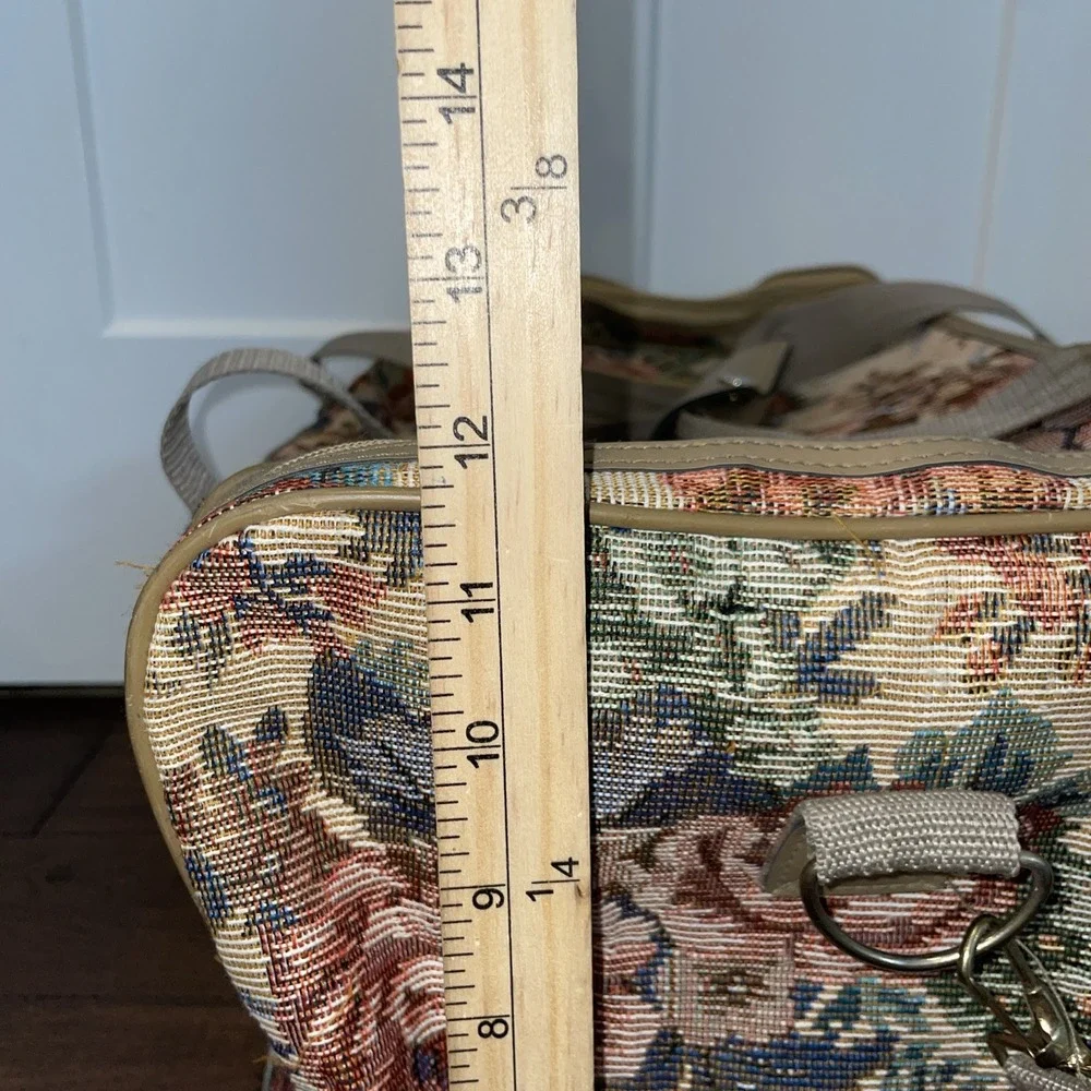 Large Floral Tapestry Duffle Bag Soft Case Beige Multicolor Unisex 22